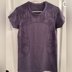 Lululemon Special Edition Floral Print Swiftly Tech tee purple